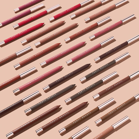 TRACE'D OUT L�PIS LABIAL EXTRA THIGH